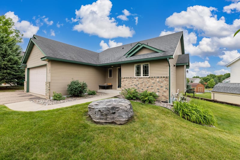 1202 Sunset Blvd NW, Montgomery, MN 56069