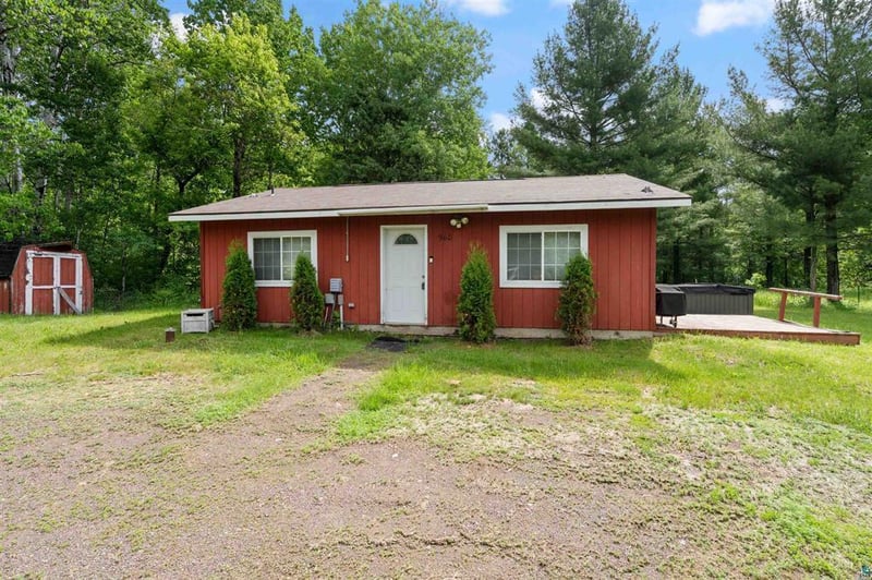 960 Trettel Ln, Cloquet, MN 55720