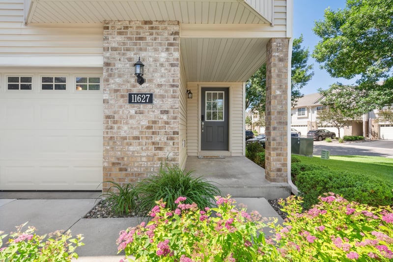 11627 Prospect Curve, Woodbury, MN 55129