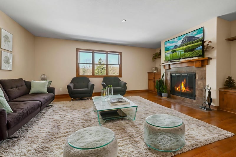 1501 Stagecoach Trl S, Afton, MN 55001