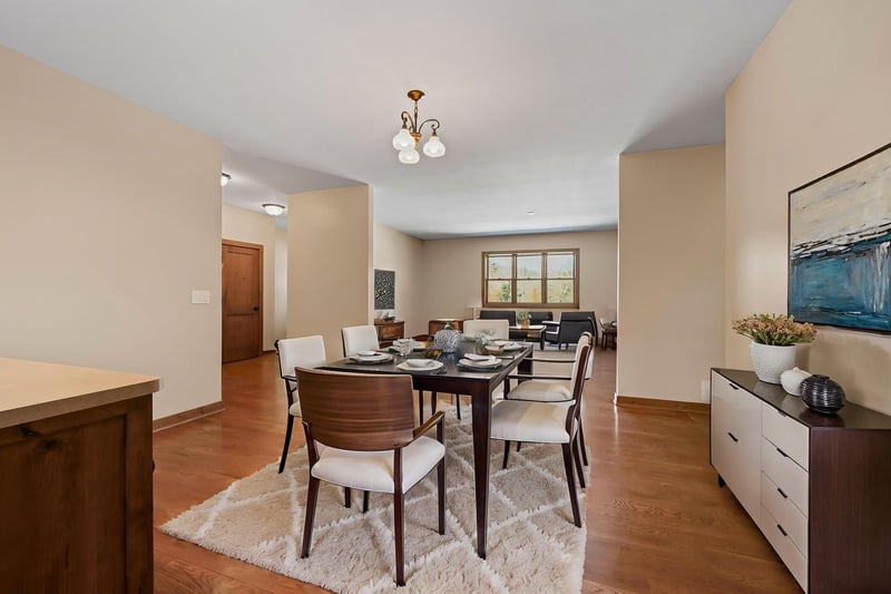 1501 Stagecoach Trl S, Afton, MN 55001