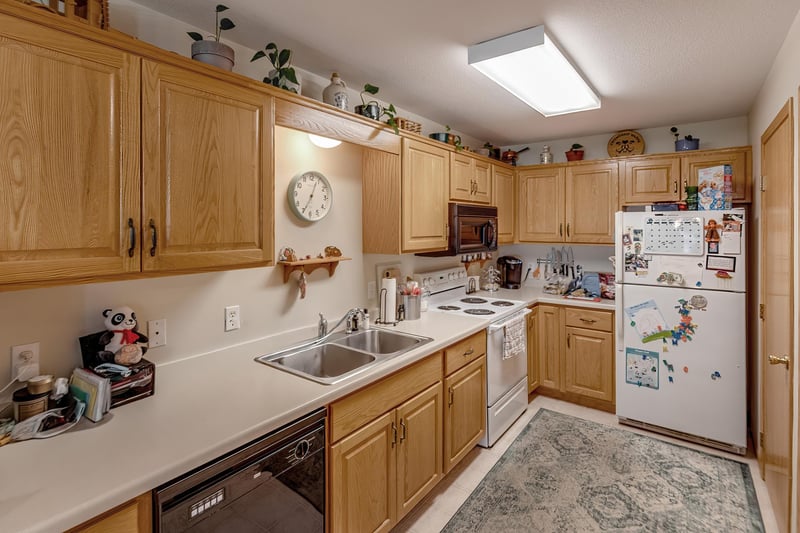 37440 Carefree Dr #1, Crosslake, MN 56442