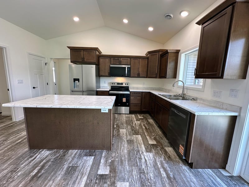 702 11th St NW, Perham, MN 56573