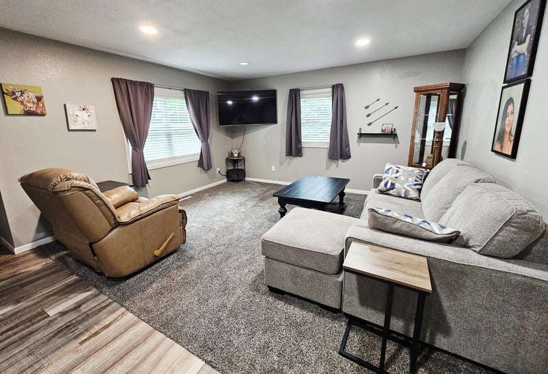 924 N 6th St, Montevideo, MN 56265