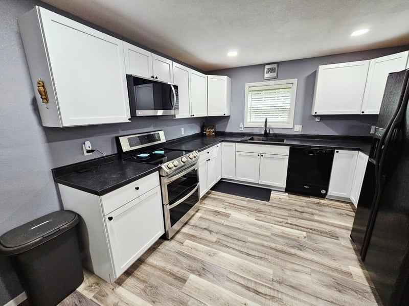 924 N 6th St, Montevideo, MN 56265