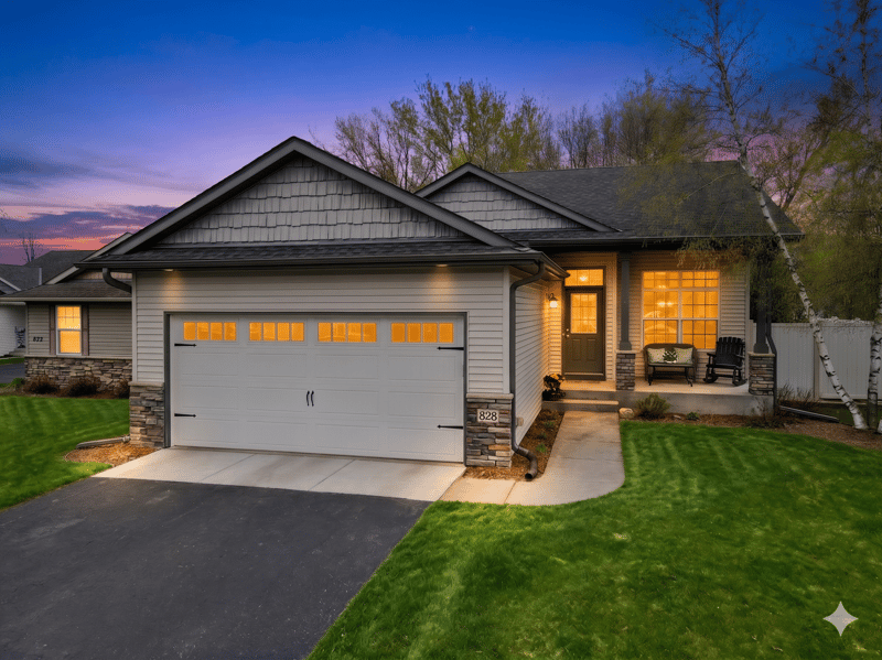 828 Winsome Way NW, Isanti, MN 55040