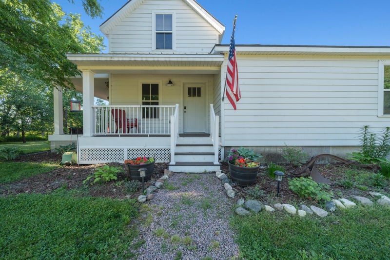 28555 810th Ave, Graceville, MN 56240