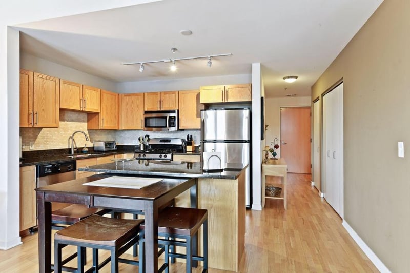 929 Portland Ave S #1203, Minneapolis, MN 55404