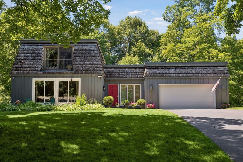 4280 Winchester Ct, Minnetonka, MN 55345