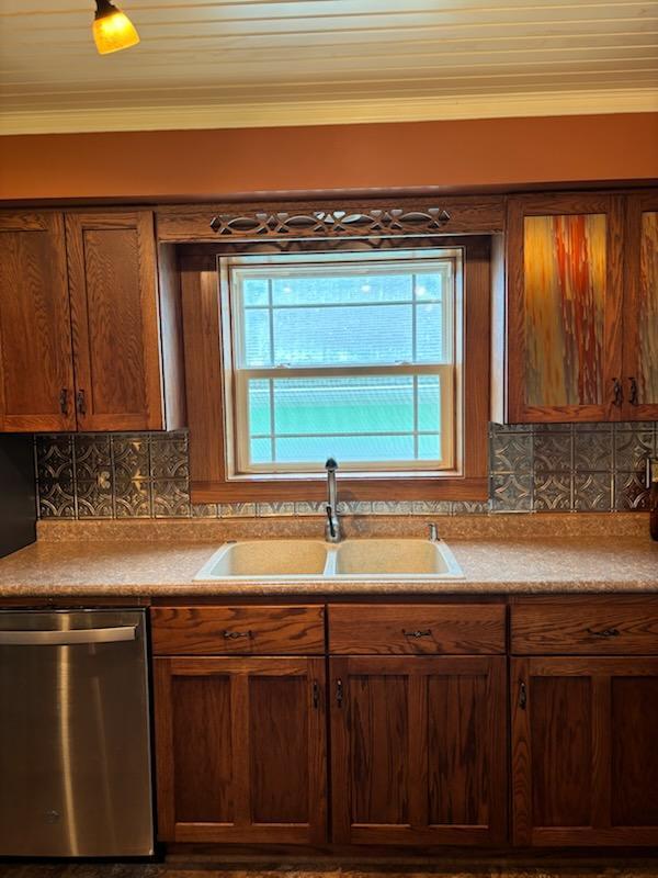 2617 State Highway 175, Hallock, MN 56728