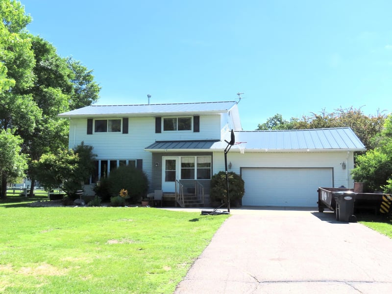 14920 140th Ave NE, Thief River Falls, MN 56701