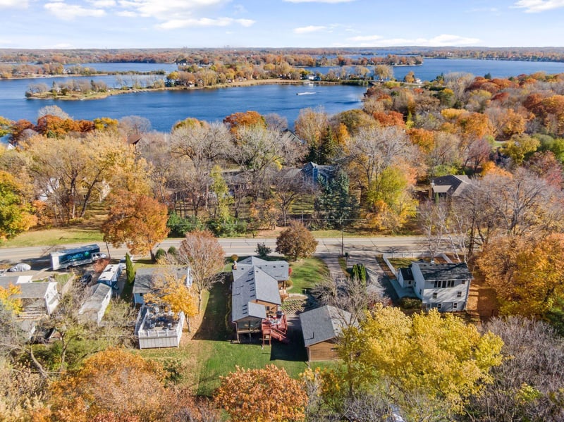 1461 N Arm Dr, Mound, MN 55364