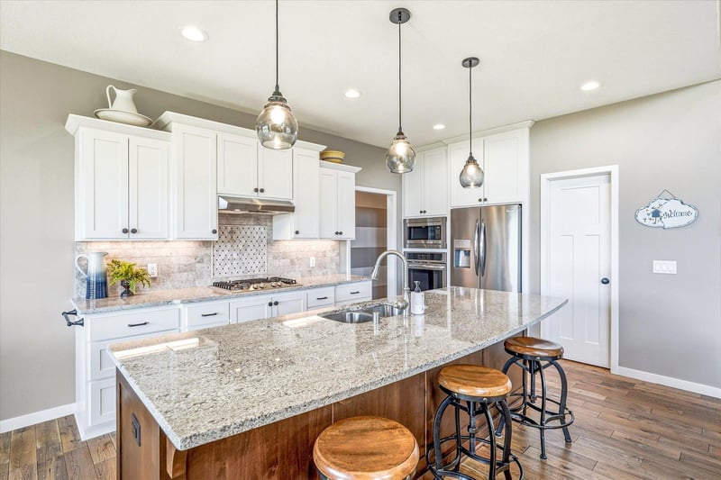 3547 Cove Point Cir NW, Prior Lake, MN 55372