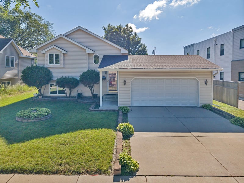 343 Pierce St NE, Minneapolis, MN 55413