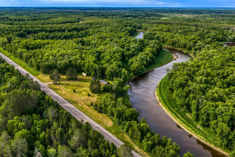 10972 River Rd, Jacobson, MN 55752