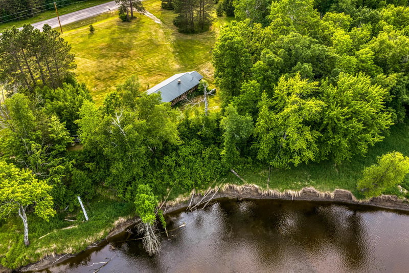 10972 River Rd, Jacobson, MN 55752