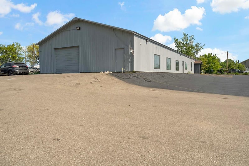 12525 & 12541 Weckman Rd, Shakopee, MN 55379