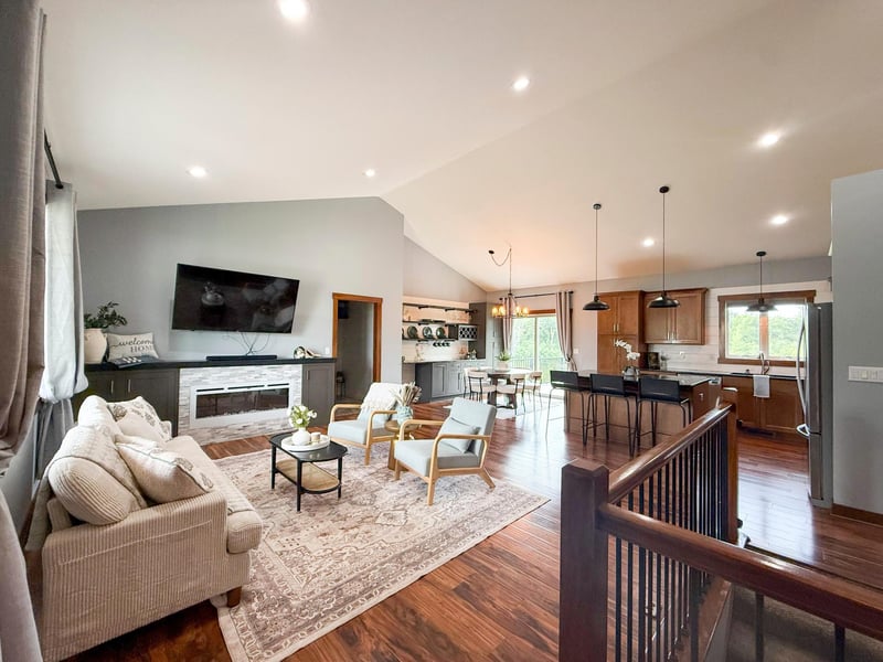 3927 Stone Point Dr NE, Rochester, MN 55906