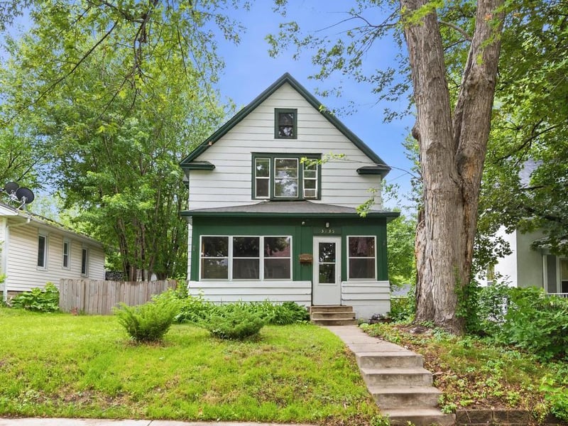 3735 Girard Ave N, Minneapolis, MN 55412
