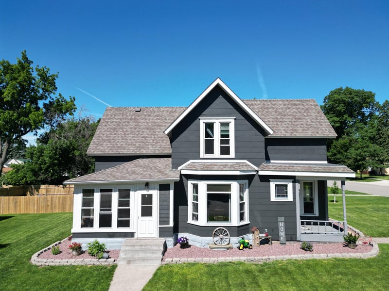 601 E Depue Ave, Olivia, MN 56277
