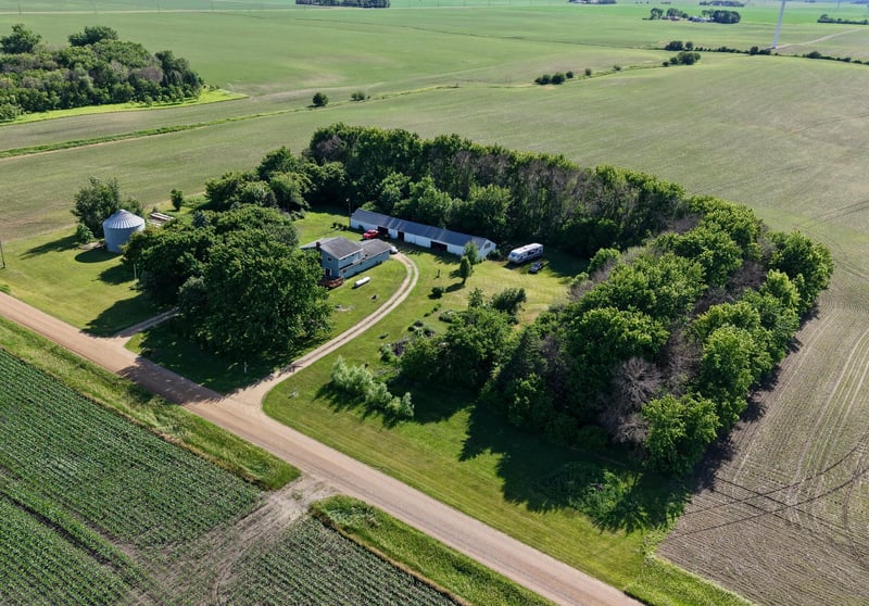 43365 590th Ave, Mountain Lake, MN 56159