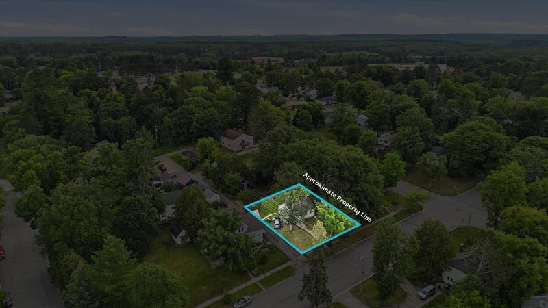 515 NE 6th St, Grand Rapids, MN 55744