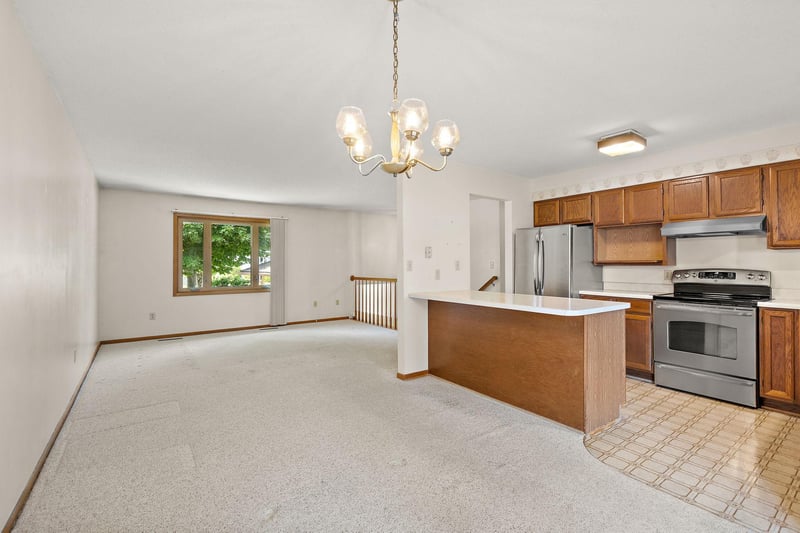 5612 Clearwater Rd NW, Rochester, MN 55901