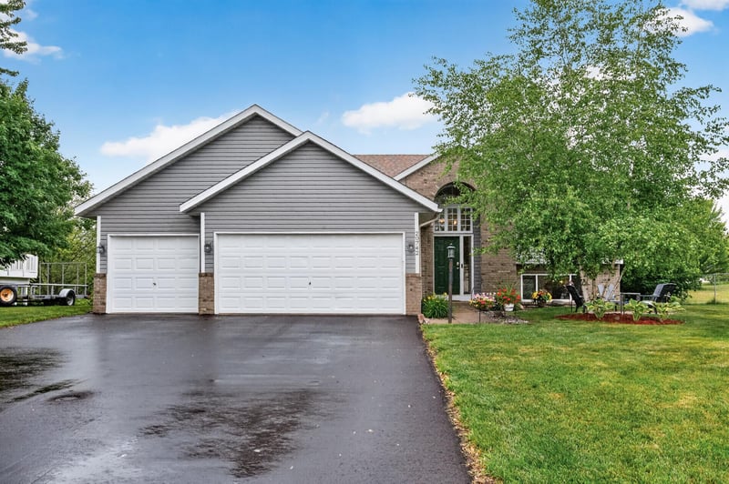 20742 Grafton Ave N, Forest Lake, MN 55025