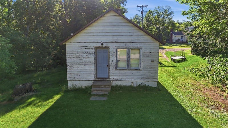 310 SW 8th Ave, Grand Rapids, MN 55744