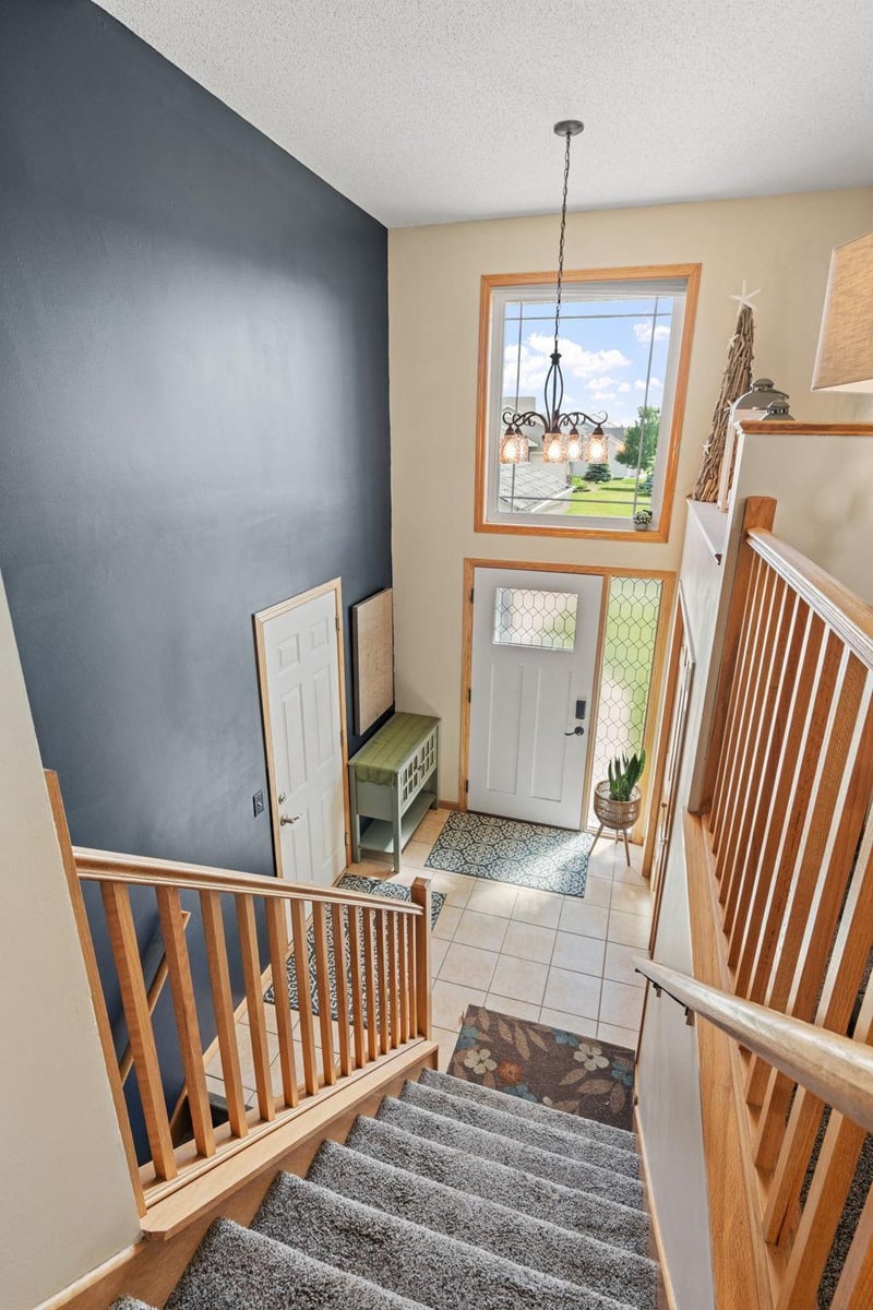 816 Cologne Ln, Waverly, MN 55390