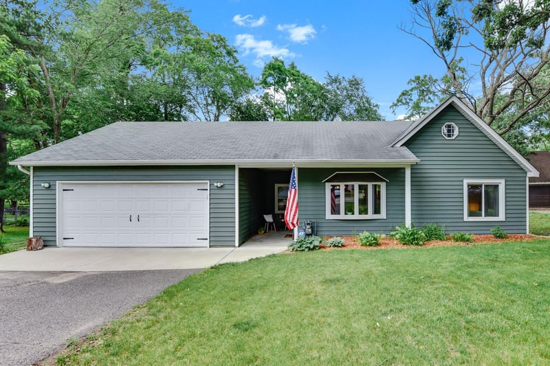 1381 Mississippi St NE, Fridley, MN 55432