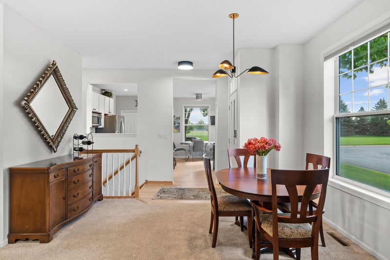1004 Victoria Greens Blvd, Victoria, MN 55386