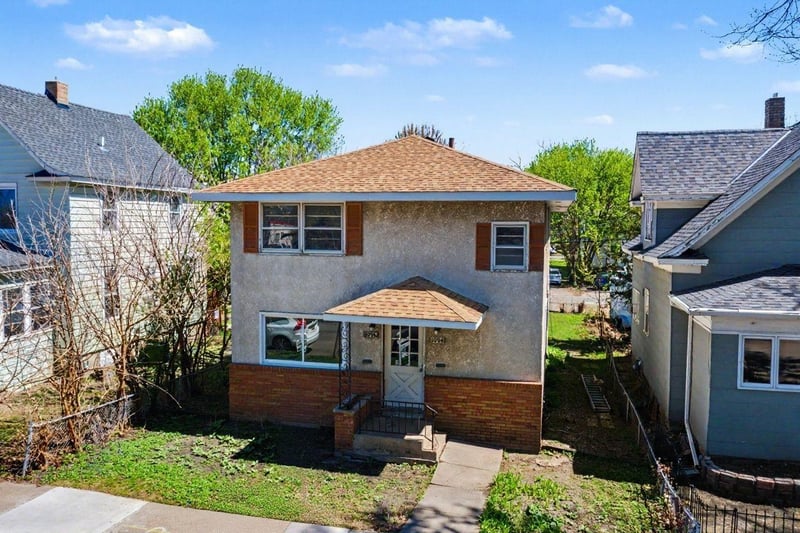 1094 25th Ave SE, Minneapolis, MN 55414