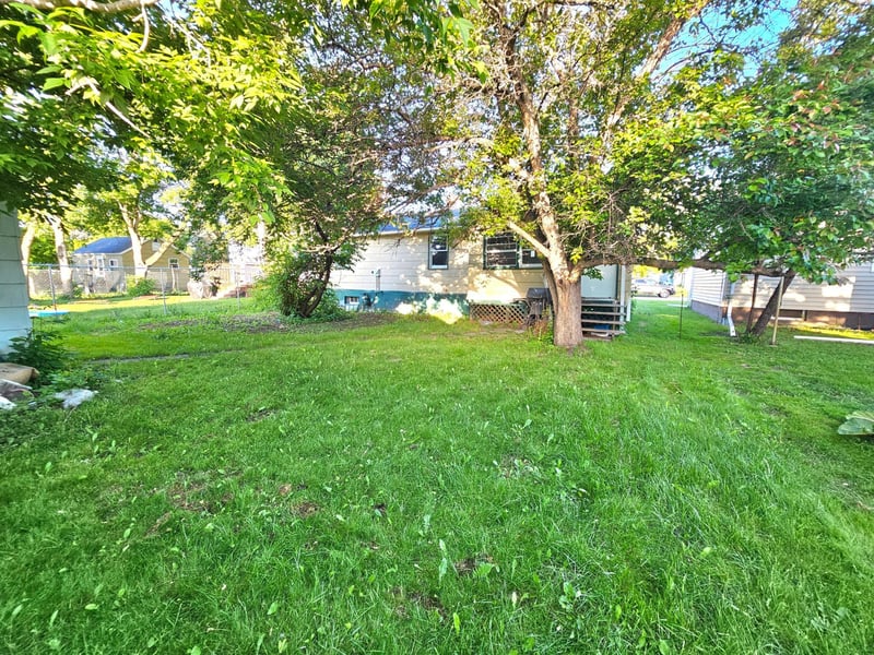 414 Crocker Ave S, Thief River Falls, MN 56701