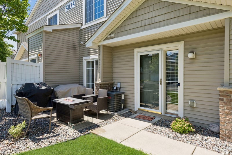 5035 Garland Ln N #5035E, Plymouth, MN 55446