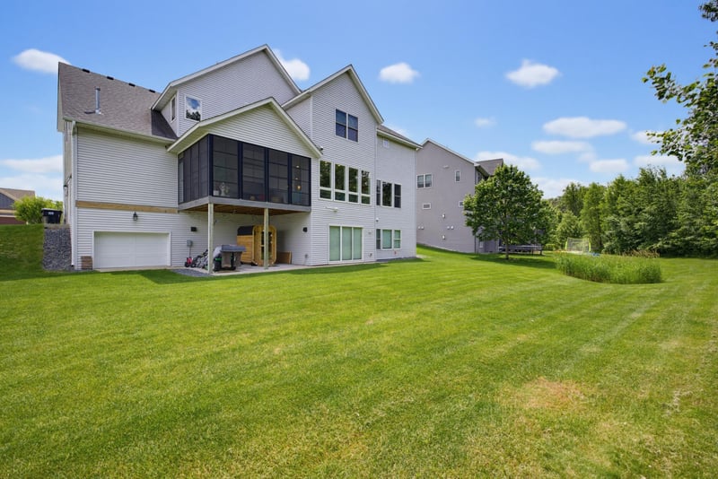 6445 Black Berry Ct, Lino Lakes, MN 55014
