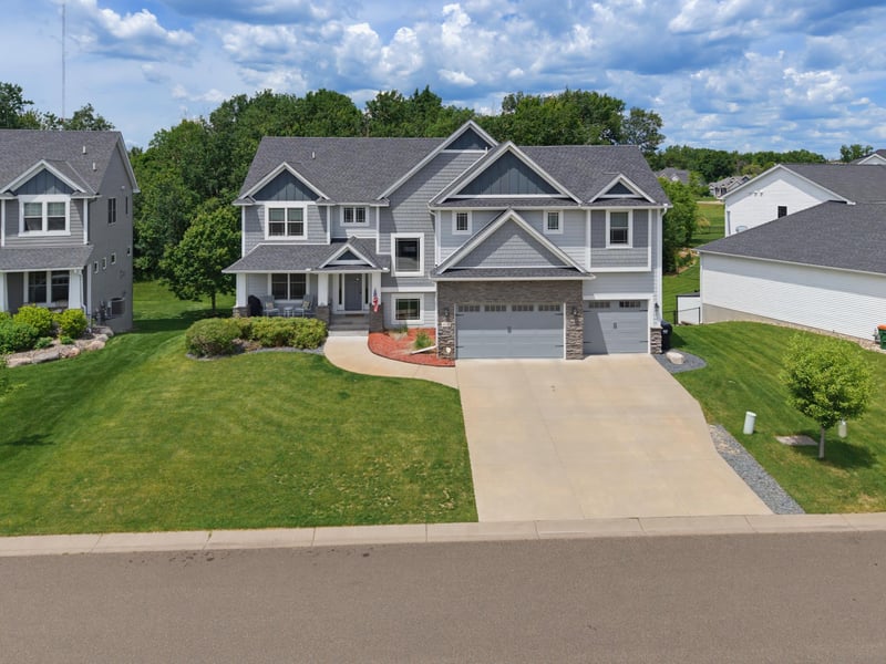 6445 Black Berry Ct, Lino Lakes, MN 55014