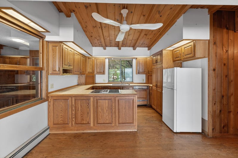 15770 Linden Tree Rd, Grasston, MN 55030