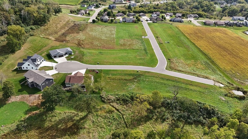 275 Pheasant Rn, Rollingstone, MN 55969
