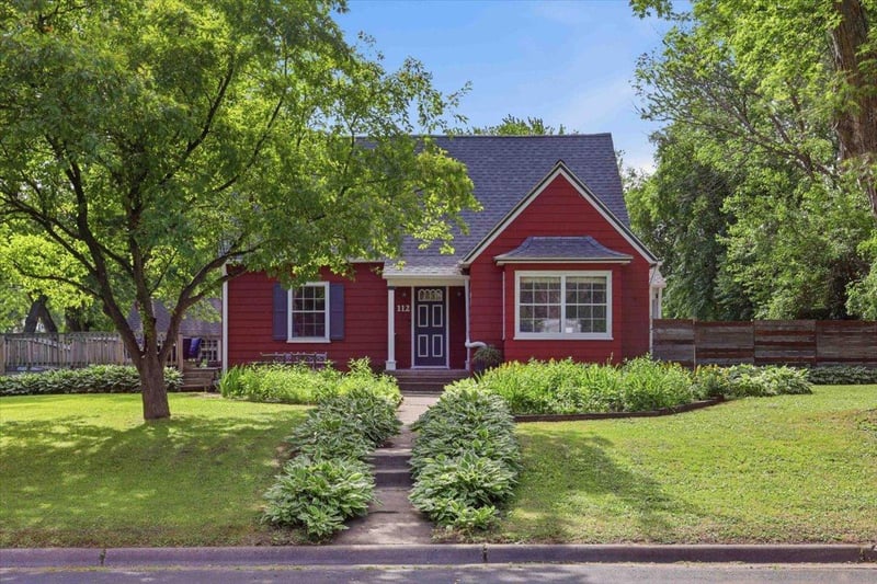 112 Franklin Ave NW, Watertown, MN 55388