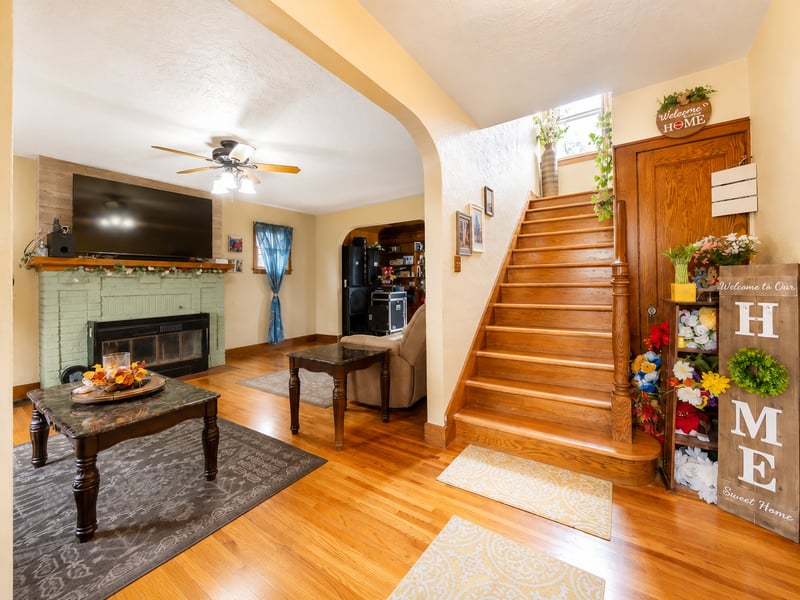 902 4th Ave SW, Austin, MN 55912