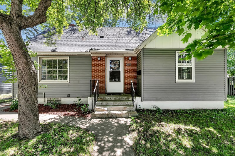 656 E Saint Germain St, Saint Cloud, MN 56304