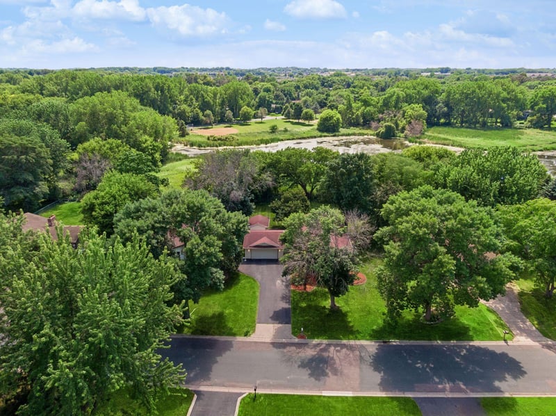 6527 Meadowlark Ln N, Maple Grove, MN 55369