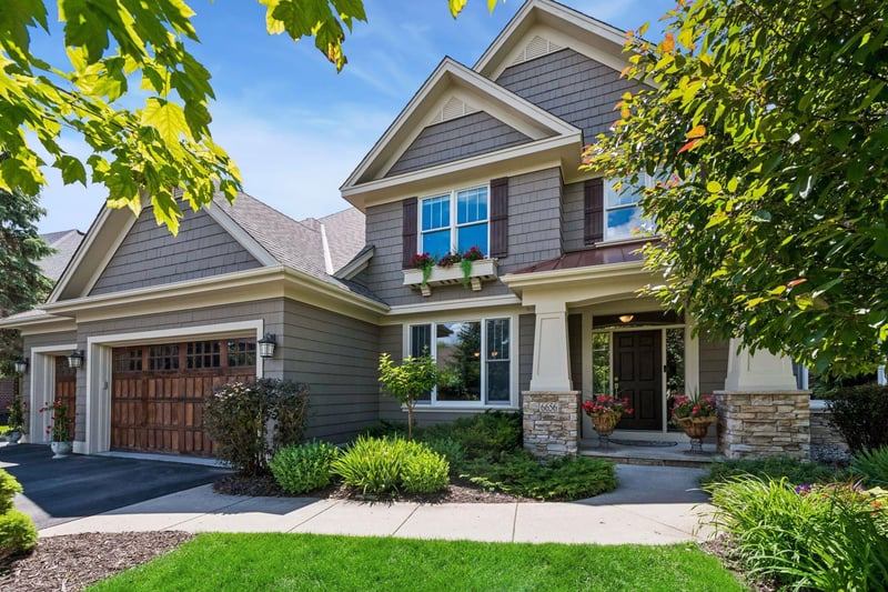 6656 Pointe Lake Lucy, Chanhassen, MN 55317