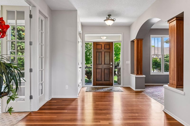 6656 Pointe Lake Lucy, Chanhassen, MN 55317
