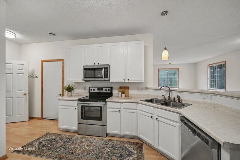292 Tamarack Trl #808, Farmington, MN 55024