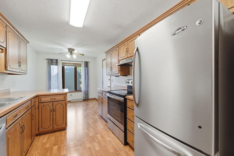 2070 Stockinger Dr, Saint Cloud, MN 56303
