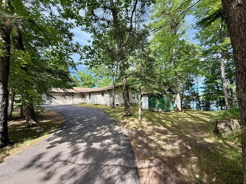 4826 Lazy Pine Rd, Moose Lake, MN 55767