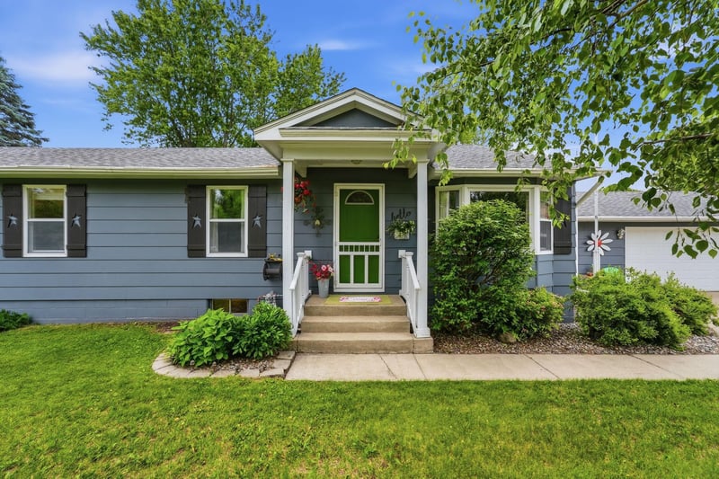 5110 15th St NE, Sauk Rapids, MN 56379