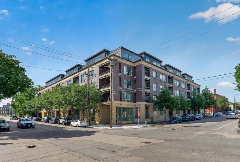 521 2nd St SE #301, Minneapolis, MN 55414